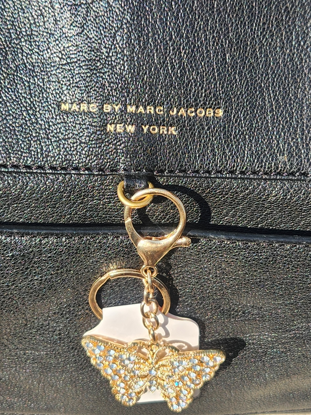 Marc Jacobs Black Leather Larger Satchel Bag with Gold Hardware EUC - Picture 2 of 16